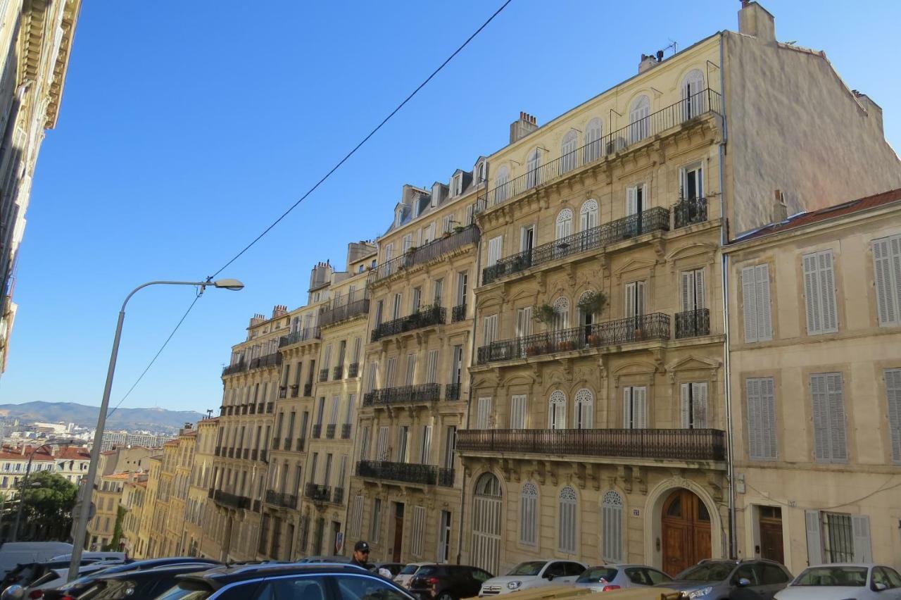 Studio calme et très lumineux, au pied de notre Dame de la Garde Marseille Extérieur photo